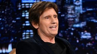Episode 60 Denis Leary, Andie MacDowell, Teddy Swims