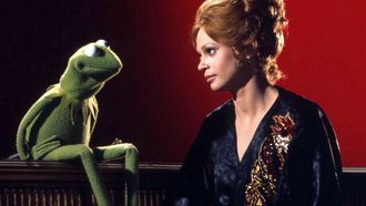 Episode 1 Joel Grey