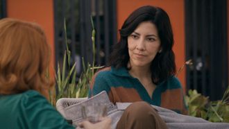 A Man on the Inside - Season 2 Episode 5