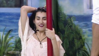 Episode 40 Archana Does A Pole Dance!