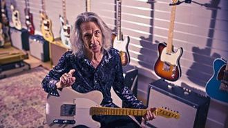 Episode 3 On Guitar... Lenny Kaye!