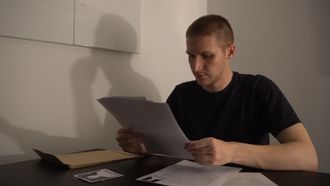 Episode 9 The Famous Director Who Turned Out to Be Fake