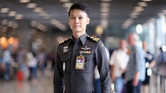 Episode 4 Love Is in the Air