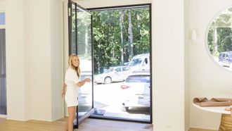 Episode 4 Sarah's Design Show House