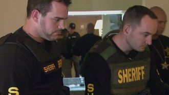 Episode 6 Win a Prize, Go to Jail