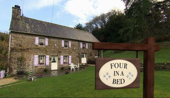 Four in a Bed - Season 29 Episode 64