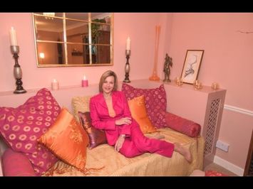 ANN MAURICE:--: House Doctor - 24 Oct. 2015 - Sarf Lundun; Brickstun
