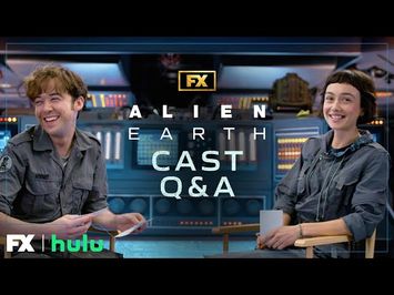 Cast Q&A with Sydney Chandler and Alex Lawther