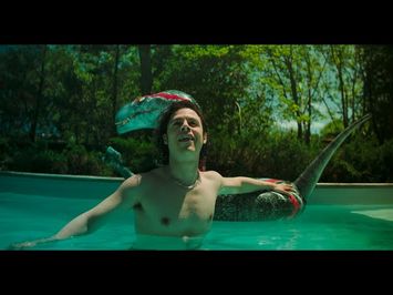 Pining Trailer